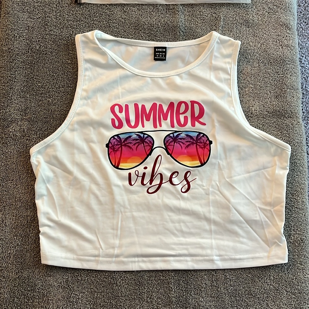 Summer Vibes Crop Top